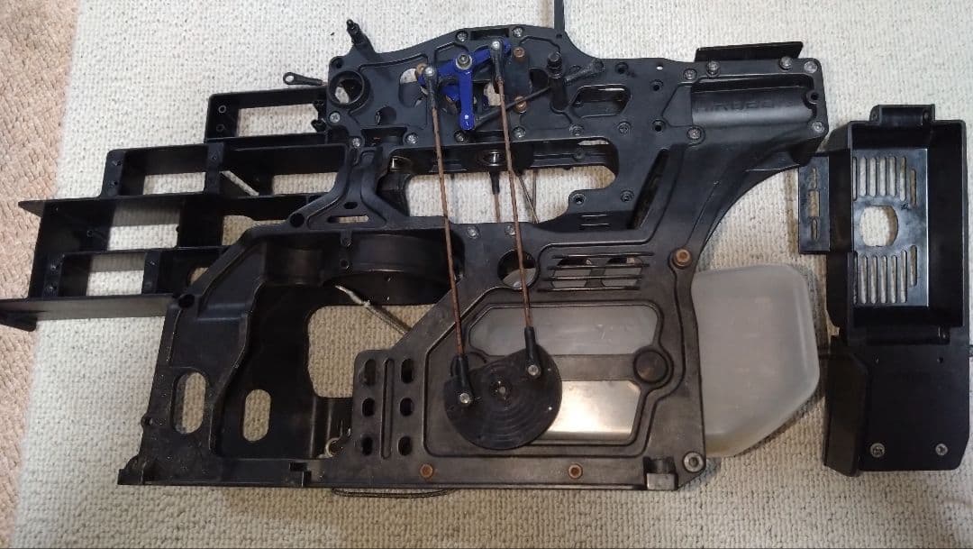 ラジコンヘリ　スカディ50　ジャンク部品　YS50付き