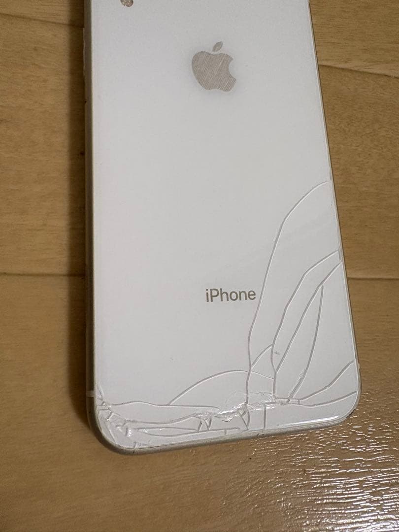 iPhone XR ホワイト 64GB 画面きれい