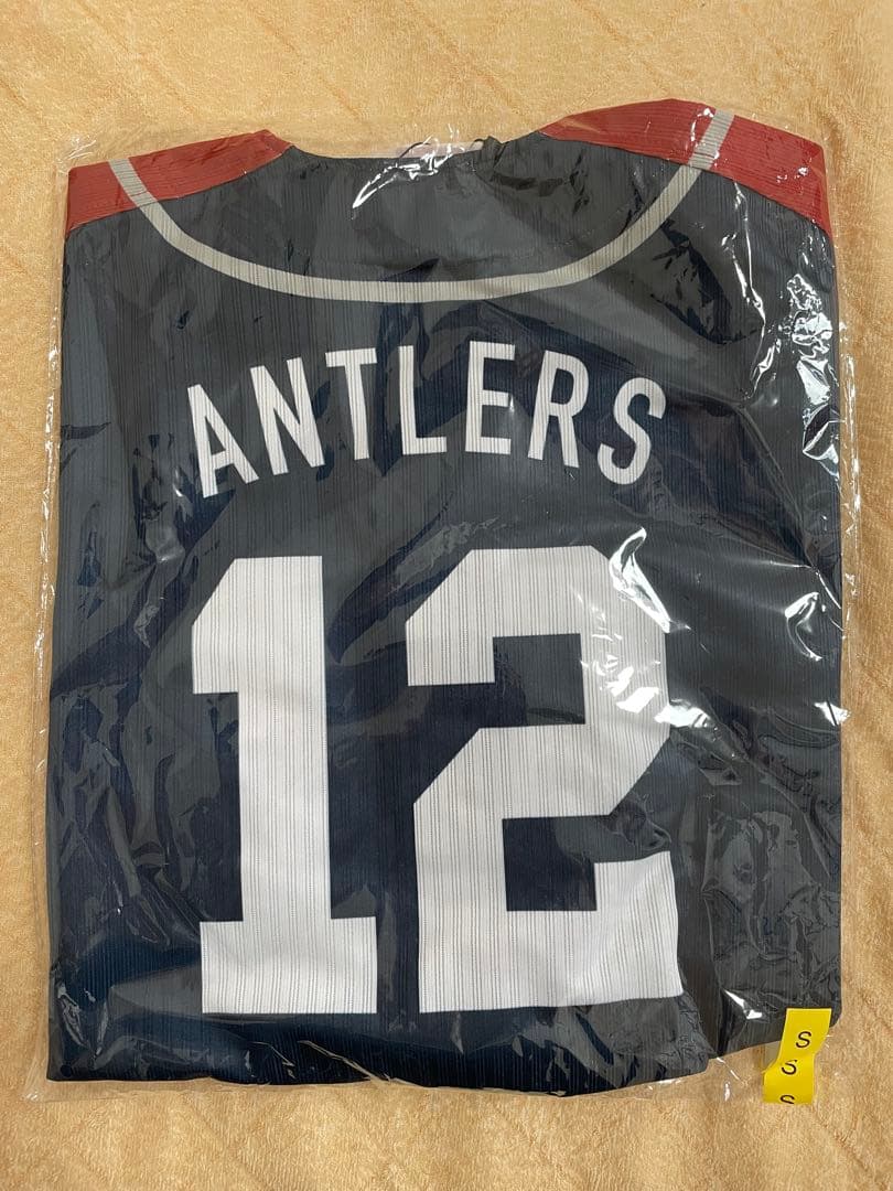 新品未使用　鹿島アントラーズANTLERS 12番　ベースボールシャツ　Sサイズ