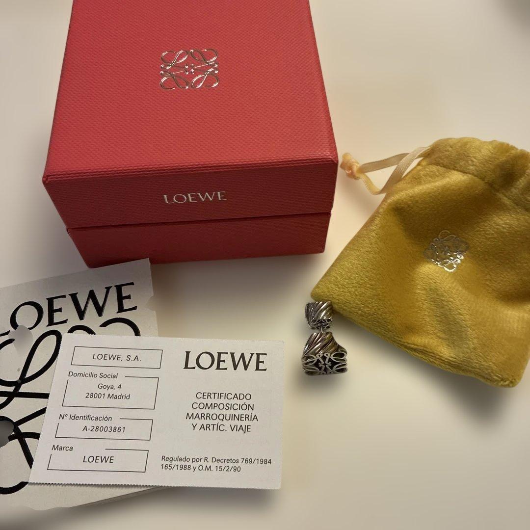 LOEWE ピアス
