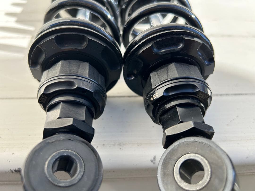 YSSリヤサス　ゼファー400に付けていました。綺麗だと思います。