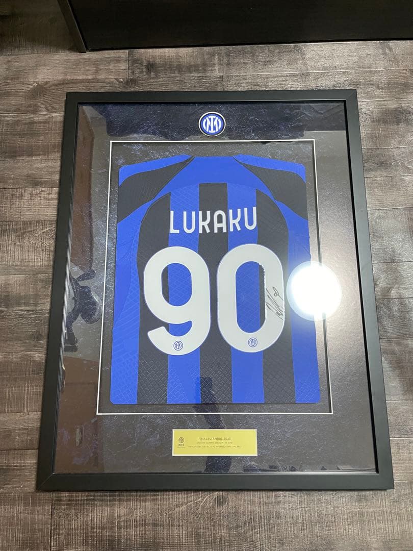 ルカク インテル　直筆サイン ユニフォーム 22-23 チャンピオンズリーグ決勝