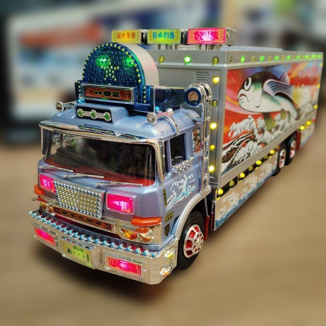 バンダイ　1/32 ラジオコントロール　トラック野郎熱風5000キロ