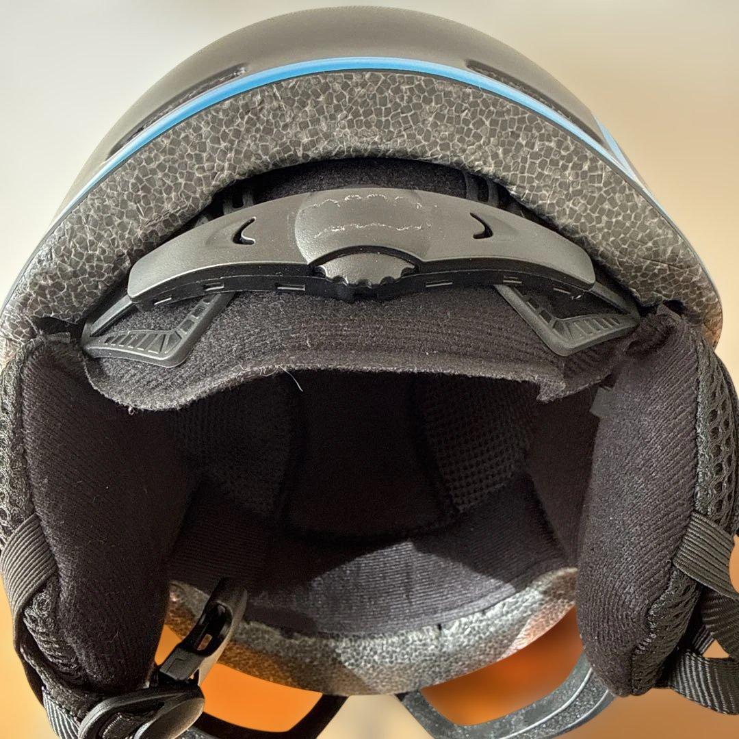 USED!salomon スキーヘルメット　キッズ Mサイズ