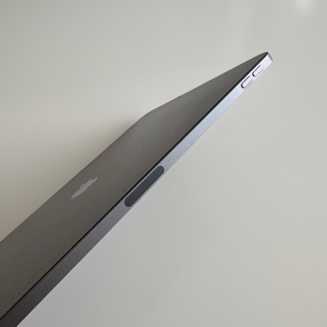 iPad Air 4 第4世代 256GB WiFiモデル スペースグレイ