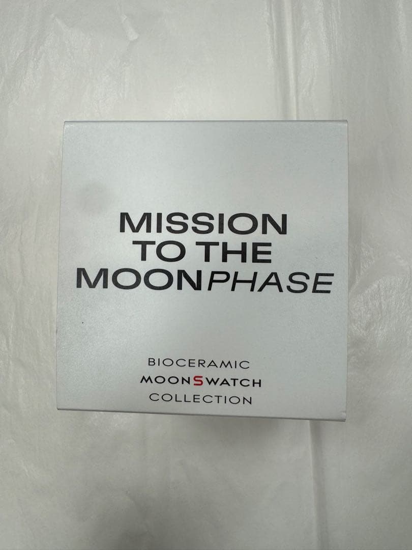 Swatch白いスヌーピーのムーンスウォッチ