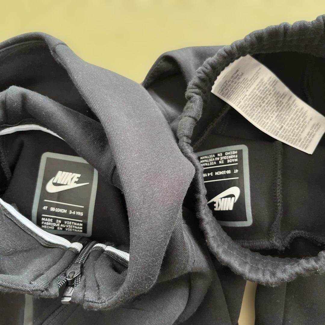 キッズ　Nike テックフリース上下セット