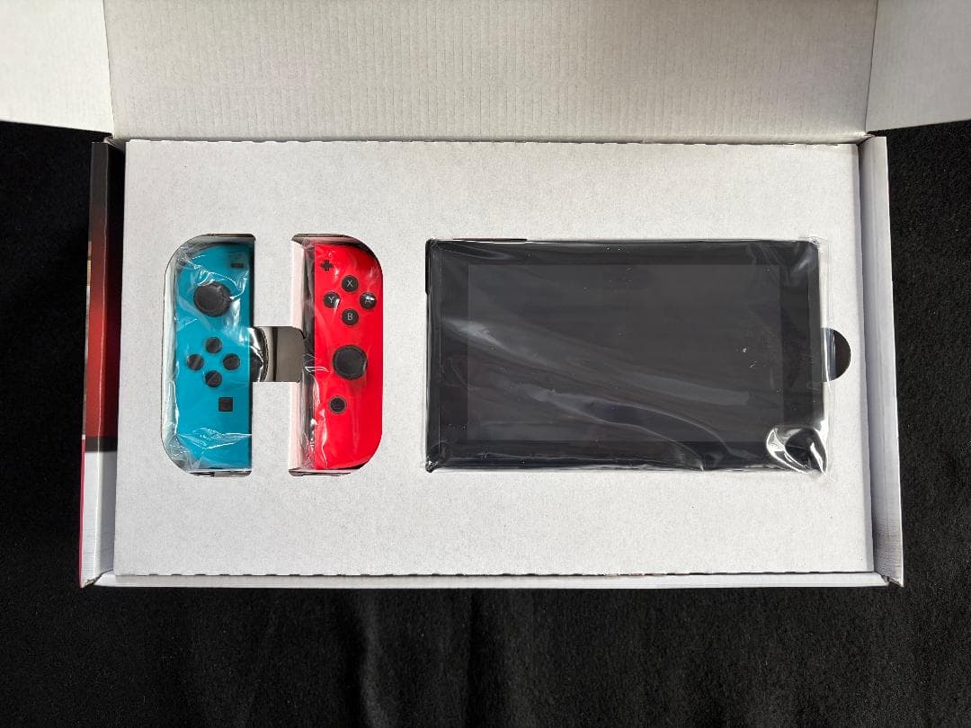 Nintendo Switch 本体 + プロコン