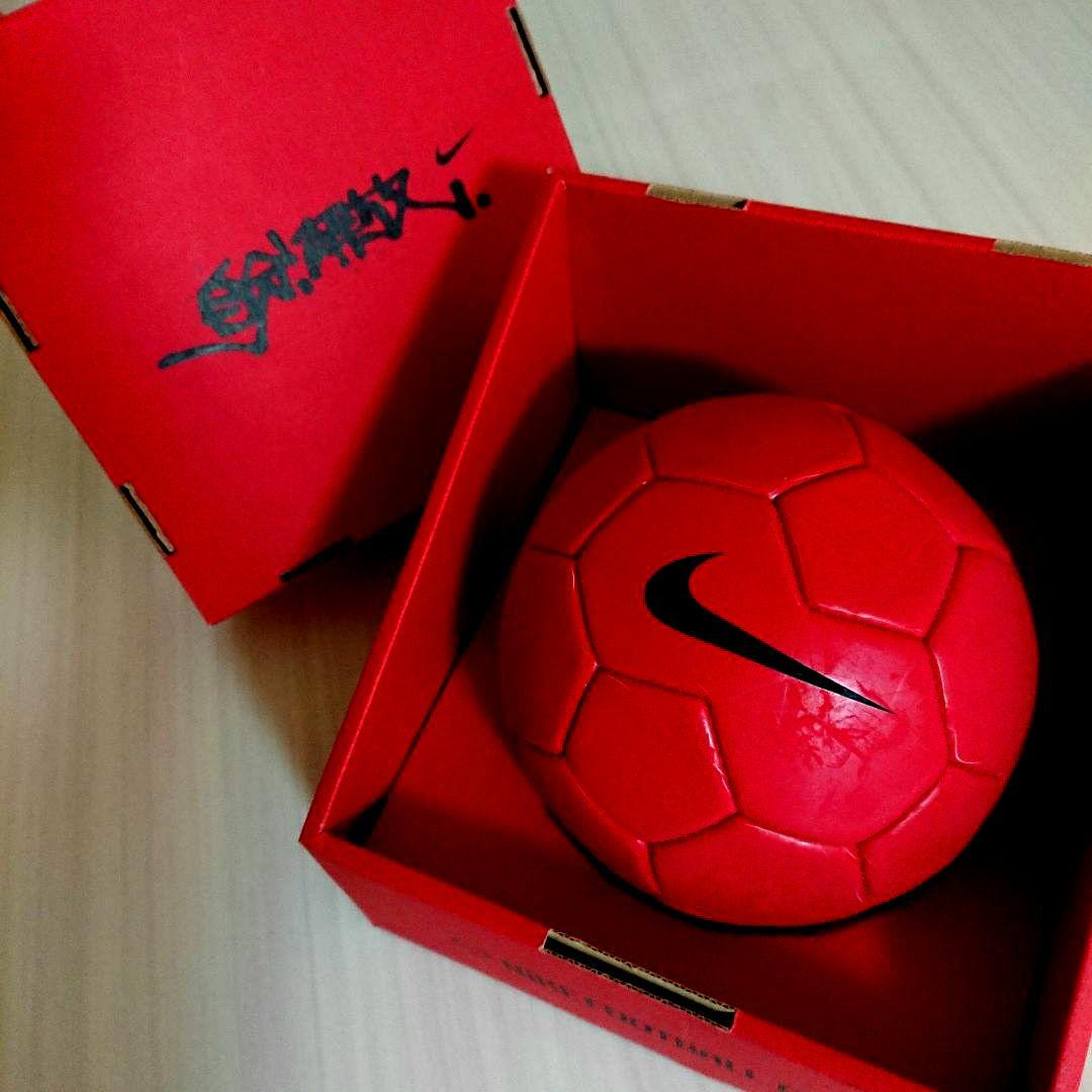 超超超希少！値段交渉有り！NIKE！自分解放(中田英寿:筆) サッカーボール