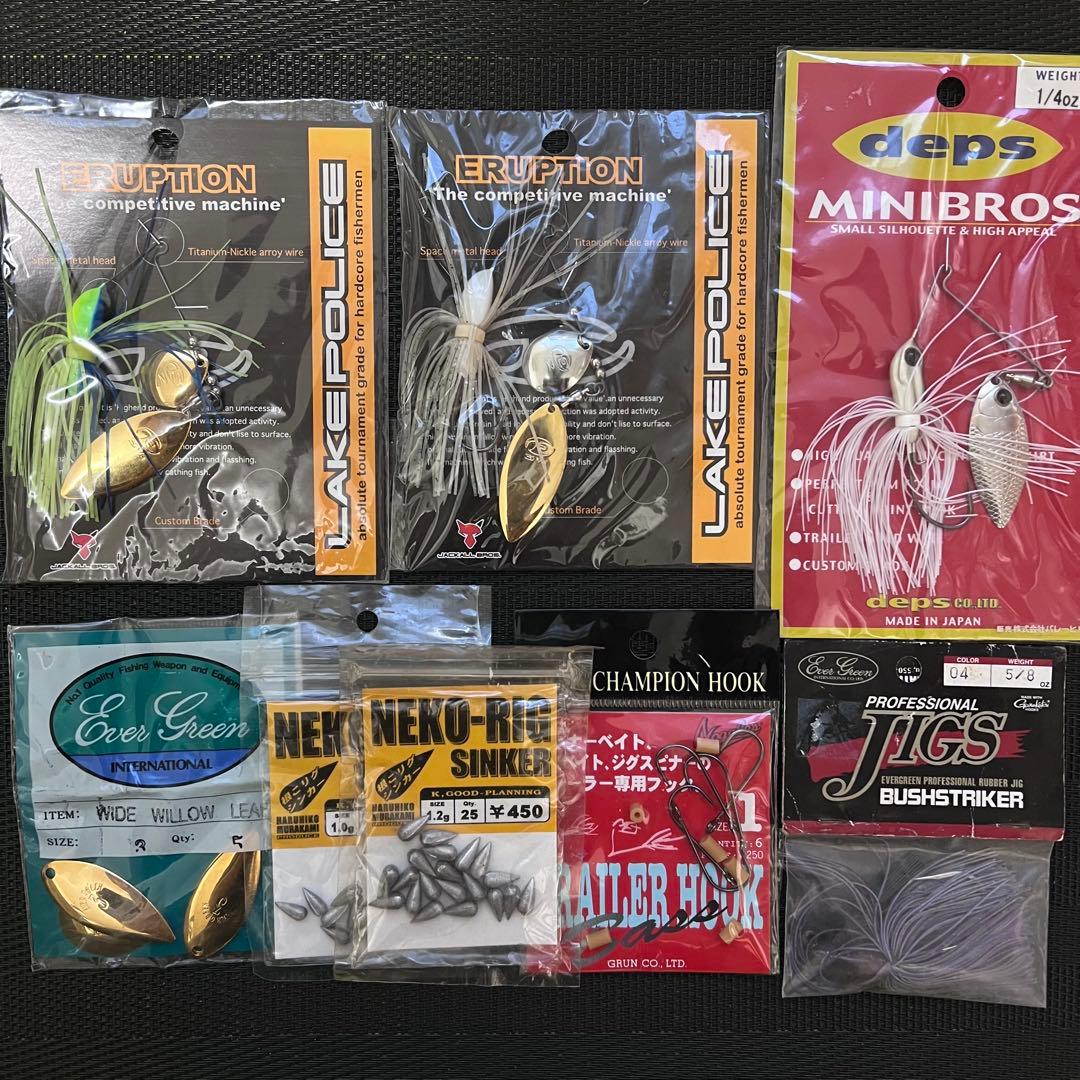 ブラックバスルアー 60個　ワイヤーベイト多数 プラスチックケースセット