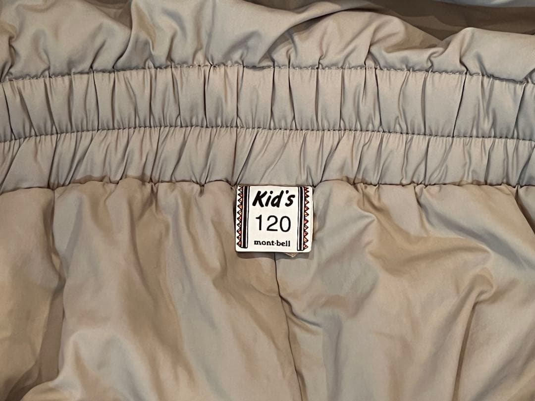 【美品】mont-bell（モンベル）子ども用 スノーウェア 120cm 赤