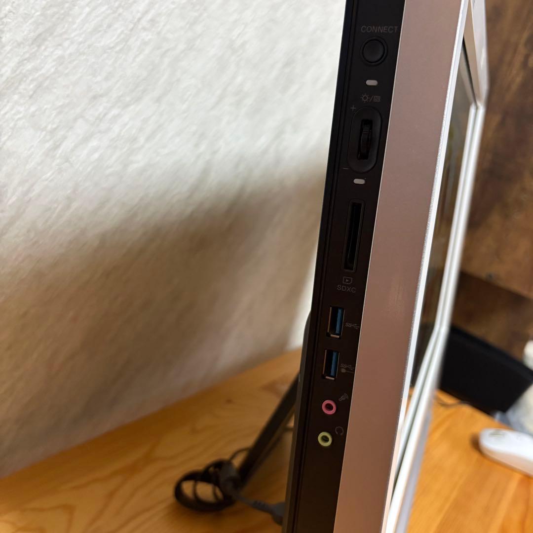 NEC 一体型パソコン・Windows 11・ Core i5 ・SSD搭載