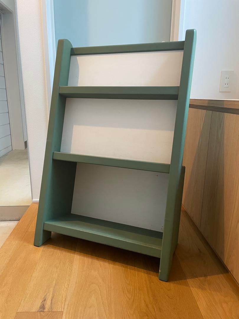 絵本棚 山の前製作所　ほろほろ森