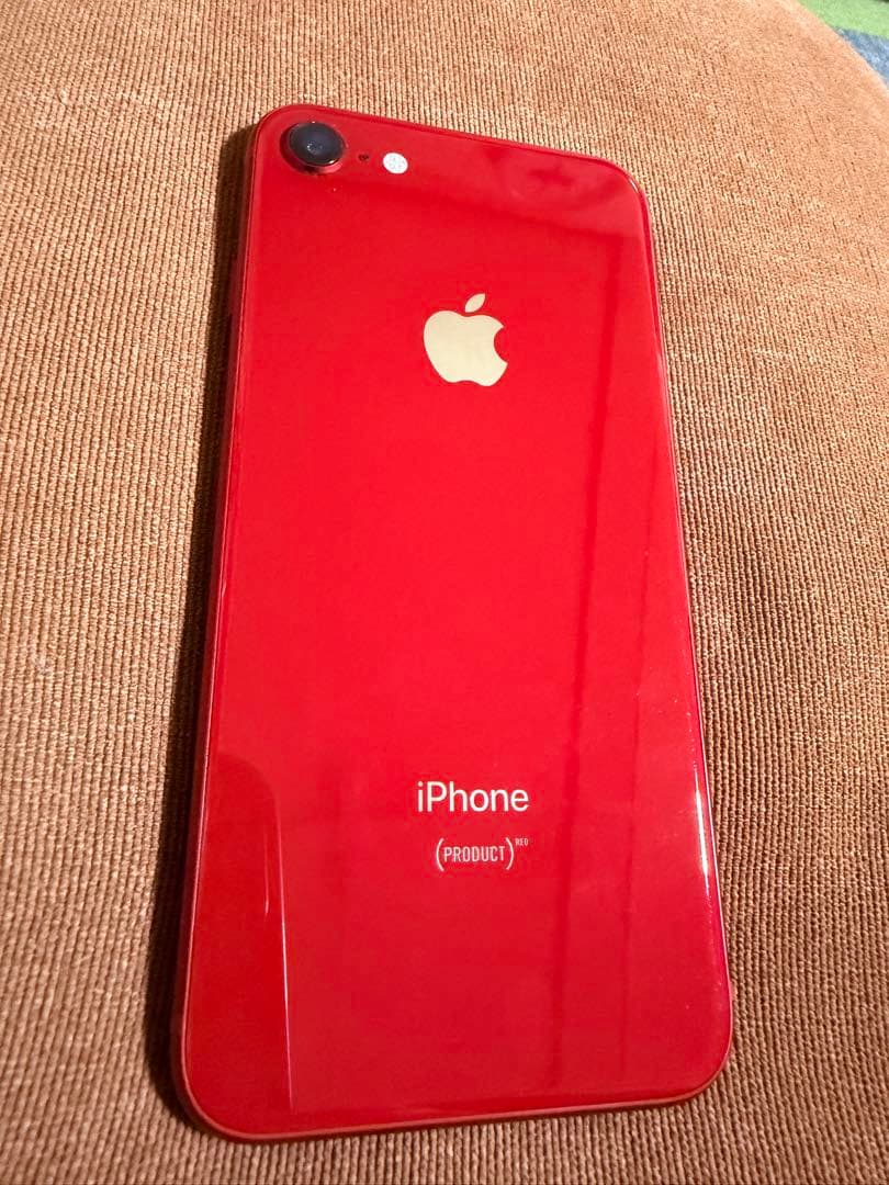 iPhone8 プロダクトレッド 美品