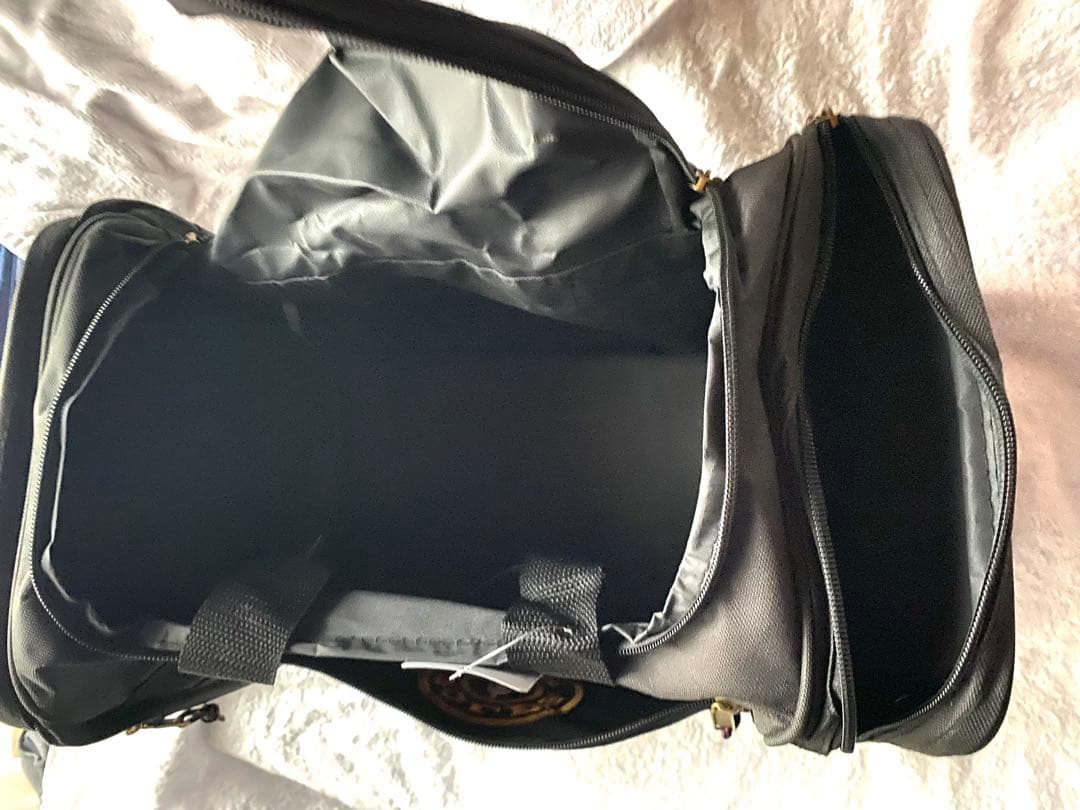 ゴールドジムGold's Gym★ダッフルバッグLA本部限定★中サイズ未使用新品