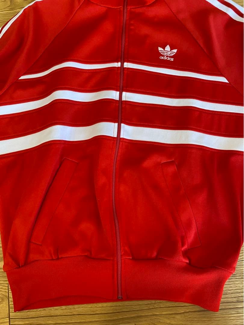 adidas ヴィンテージ　トラックジャケット　made in フランス