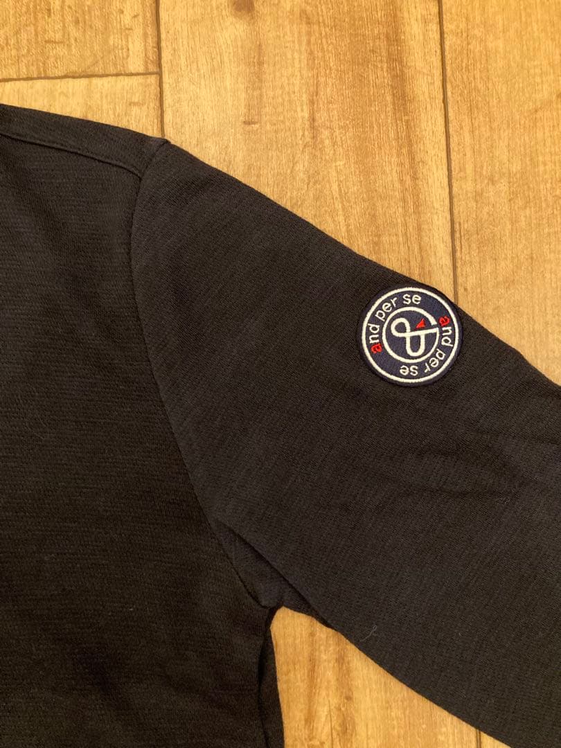 and per seAFF9201V3アンパスィ レディース　長袖　ハイネック