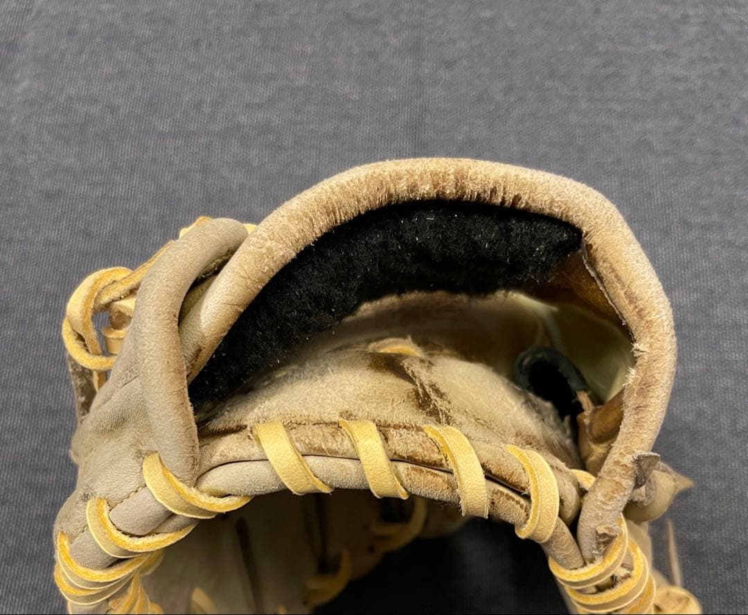 良型　野球 硬式グローブ 一般用　大人　右投げ　グラブ　内野　ビクトリーステージ