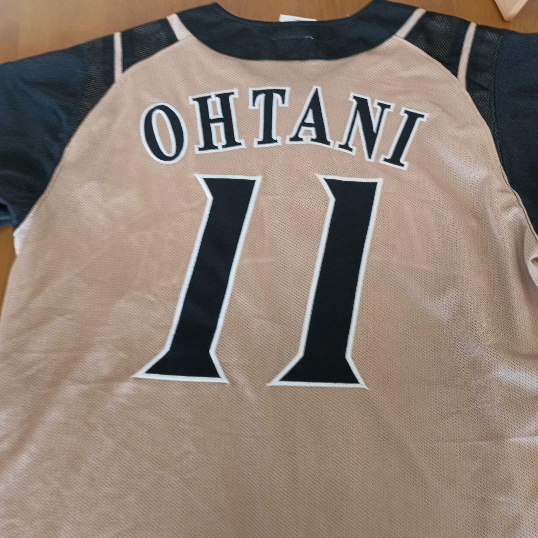 u*e様 北海道日本ハムファイターズ 大谷翔平 ユニフォーム　(Sサイズ)