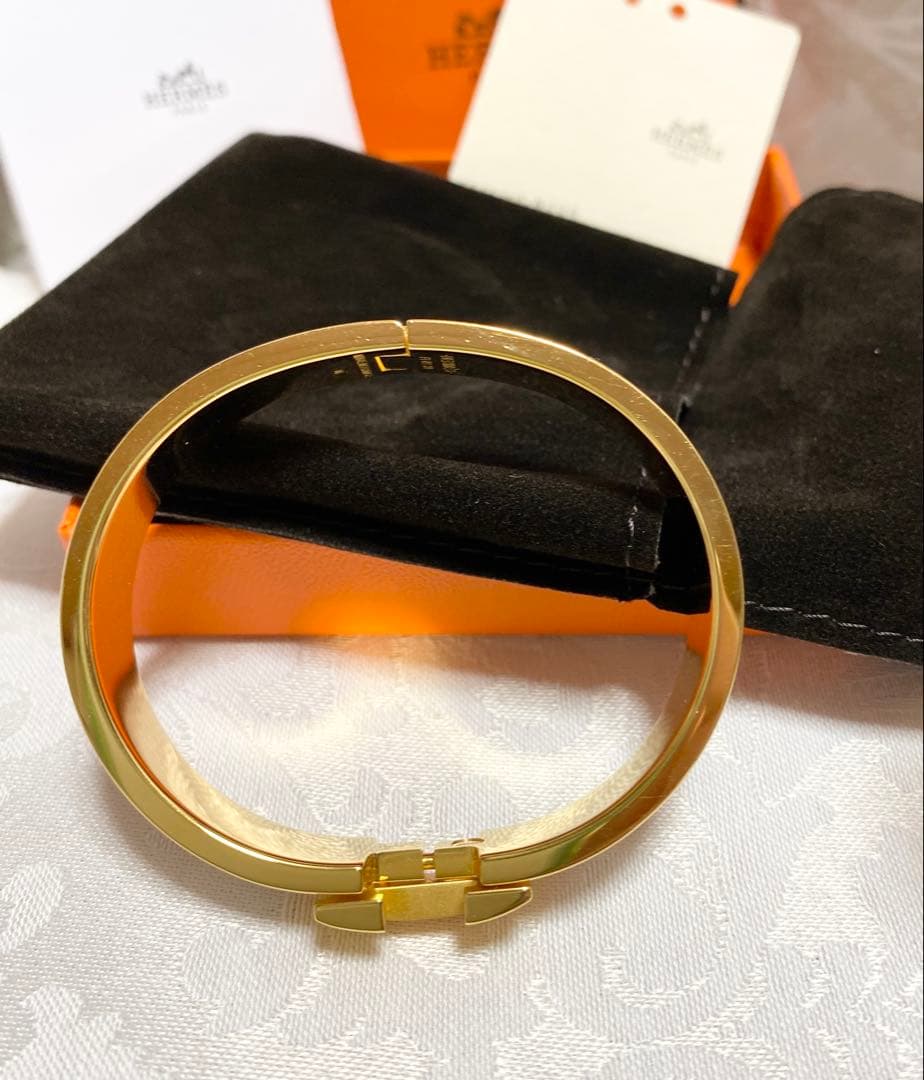 【apです】HERMES ブレスレット〈クリックH〉ホワイト