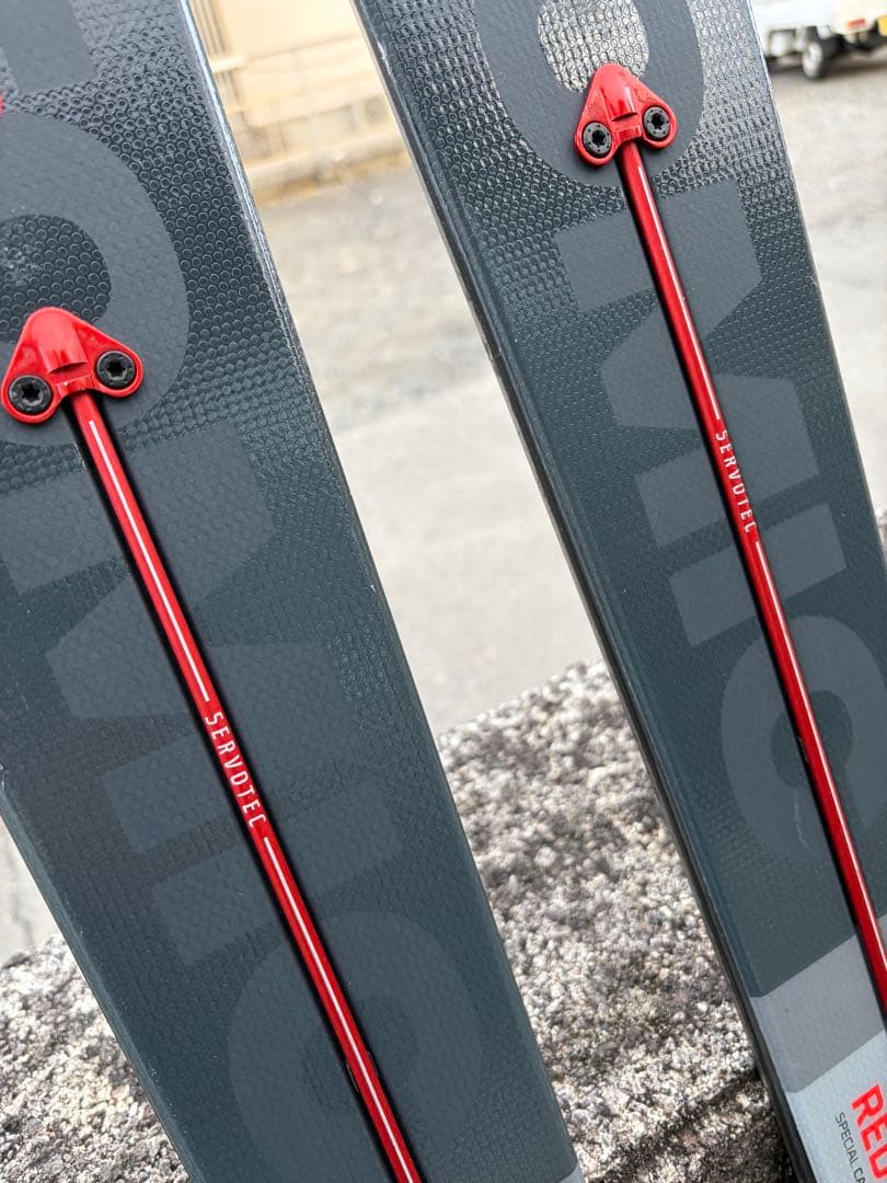 ATMIC REDSTAR X9i 168 WB スキー板 値下げ可