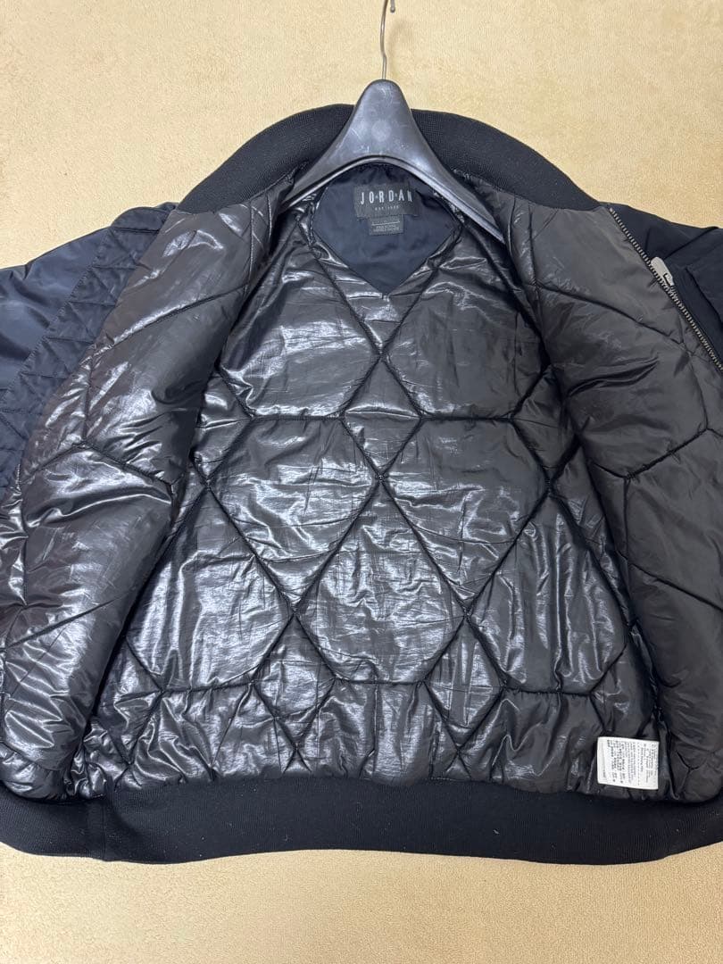 希少　NIKE JORDAN ジョーダン　ボンバージャケット