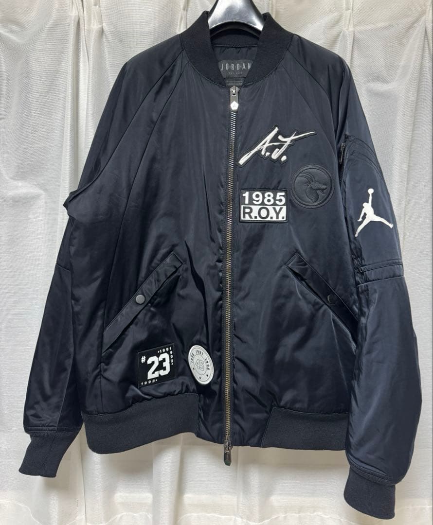 希少　NIKE JORDAN ジョーダン　ボンバージャケット