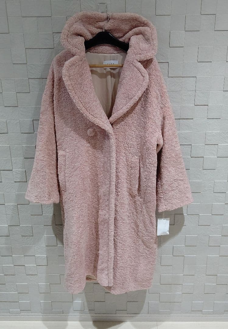 【激レア】新品未使用タグ付き♪完売品♪エトレトウキョウ　ボアコート　サイズM♪