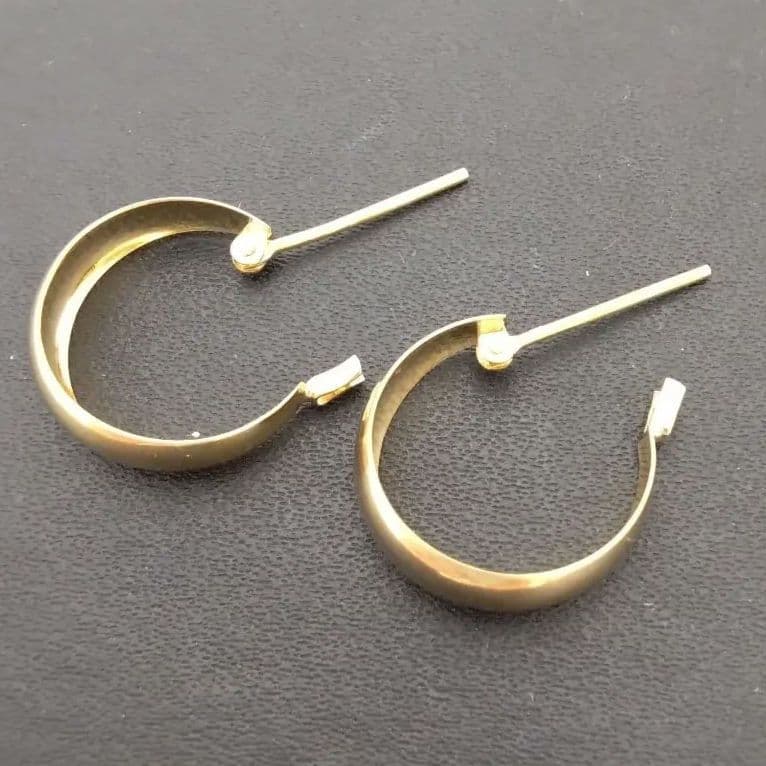 K18✨フープデザインピアス◯シンプル・定番ピアスv(o´ з｀o)♪地金