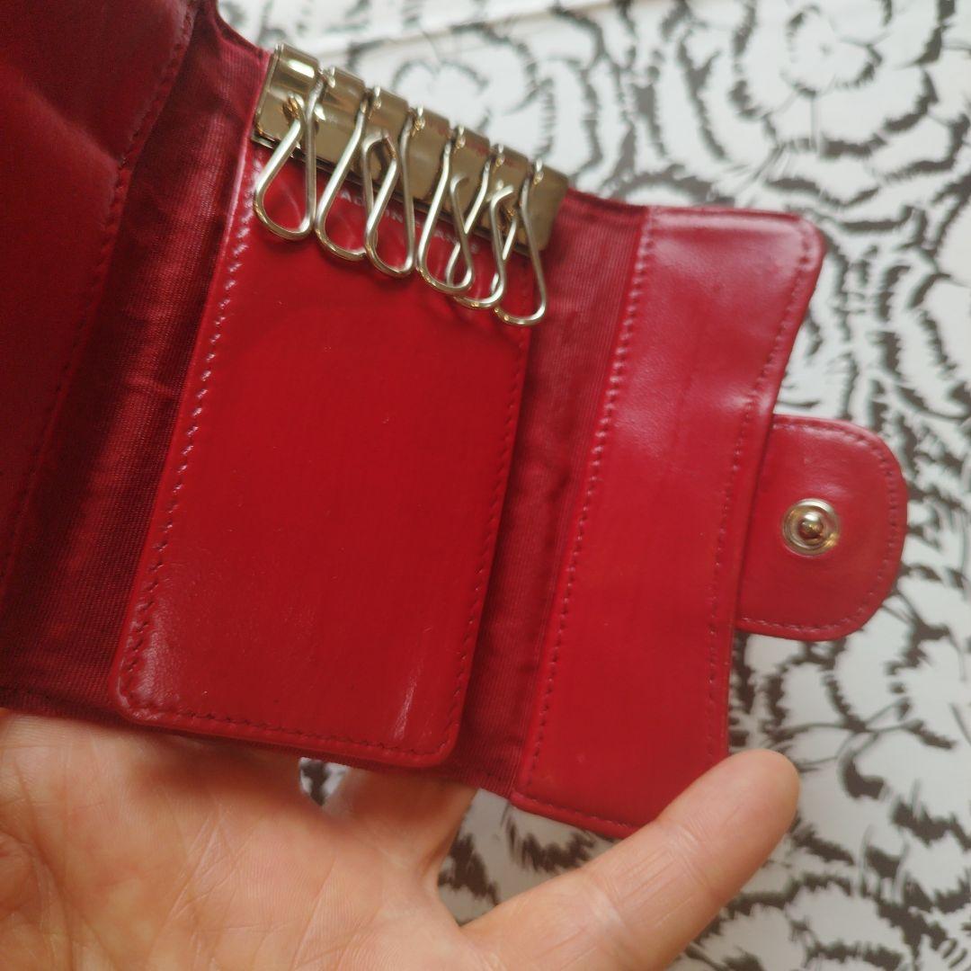 シャネルマトラッセ　キーケース　斜めがけ