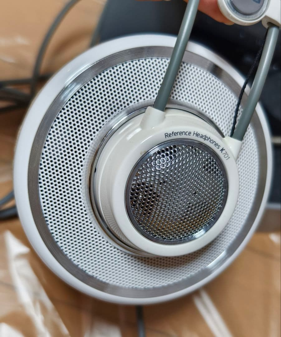 AKG ヘッドフォンK701