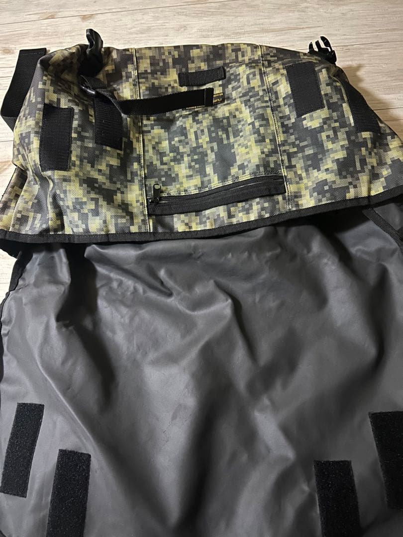 NITRAID モザイクカモ メッセンジャーバッグ