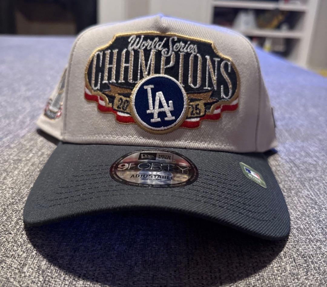 LA Dodgers 2025 ワールドシリーズ 優勝キャップ ロッカールーム