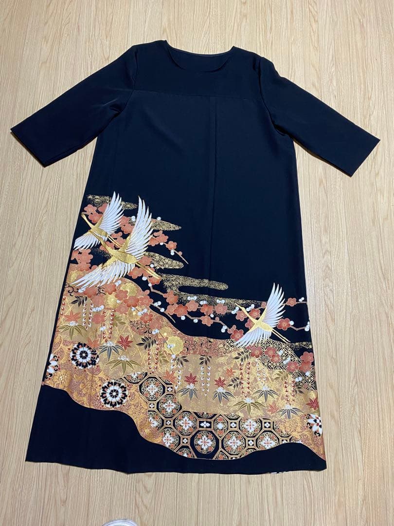 《LL 120cm》黒留袖リメイク ヨーク切り替え 七分袖 シンプルワンピース