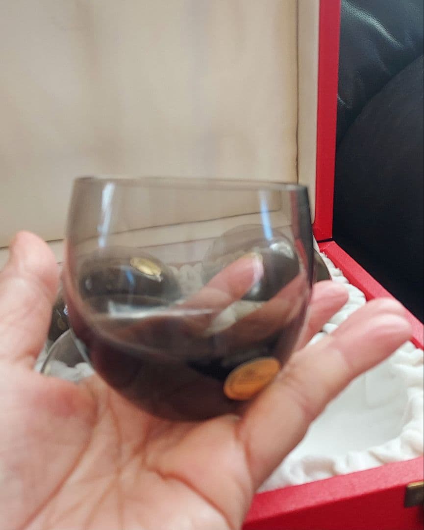 Moser フォルムが心地よい黒いグラス 6個　 ケース付　モーゼル、チェコ