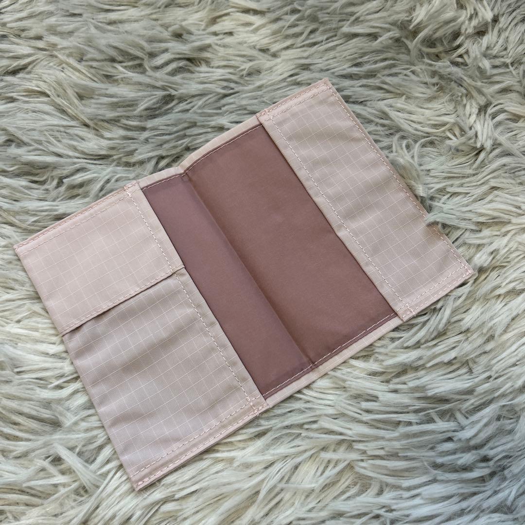 【新品】LeSportsac×ひとりっぷマルチトラベルウォレットパテントブラウン