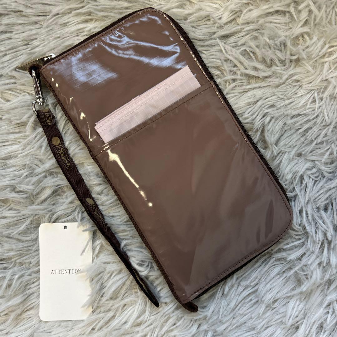 【新品】LeSportsac×ひとりっぷマルチトラベルウォレットパテントブラウン