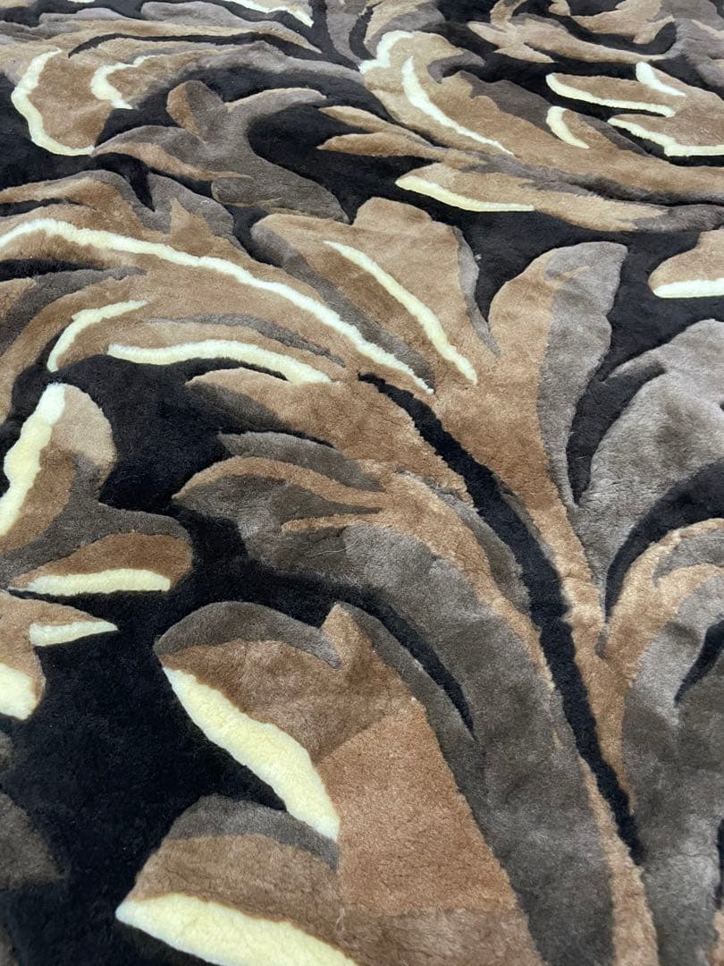 美品 京都西川 ムートンラグ 天然羊毛 オーストラリア産 厚手 備長炭シート