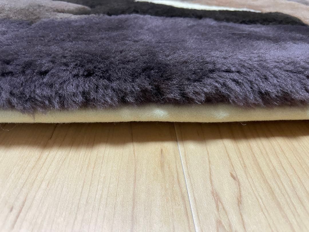 美品 京都西川 ムートンラグ 天然羊毛 オーストラリア産 厚手 備長炭シート