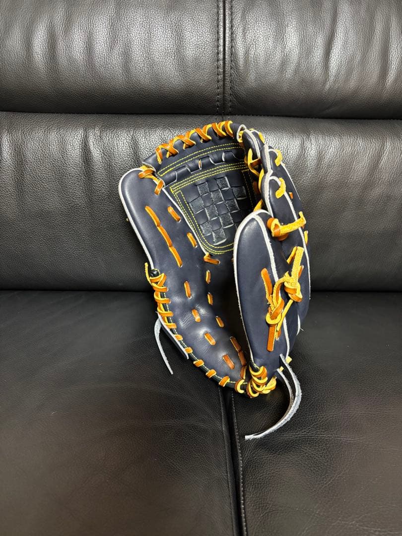 すみれスポーツ　硬式用オーダーグラブ