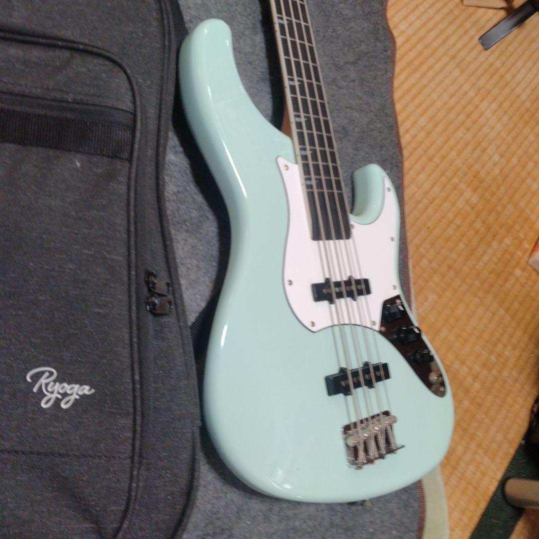 専用出品美品Ryoga VAL-BASS　エレキベース