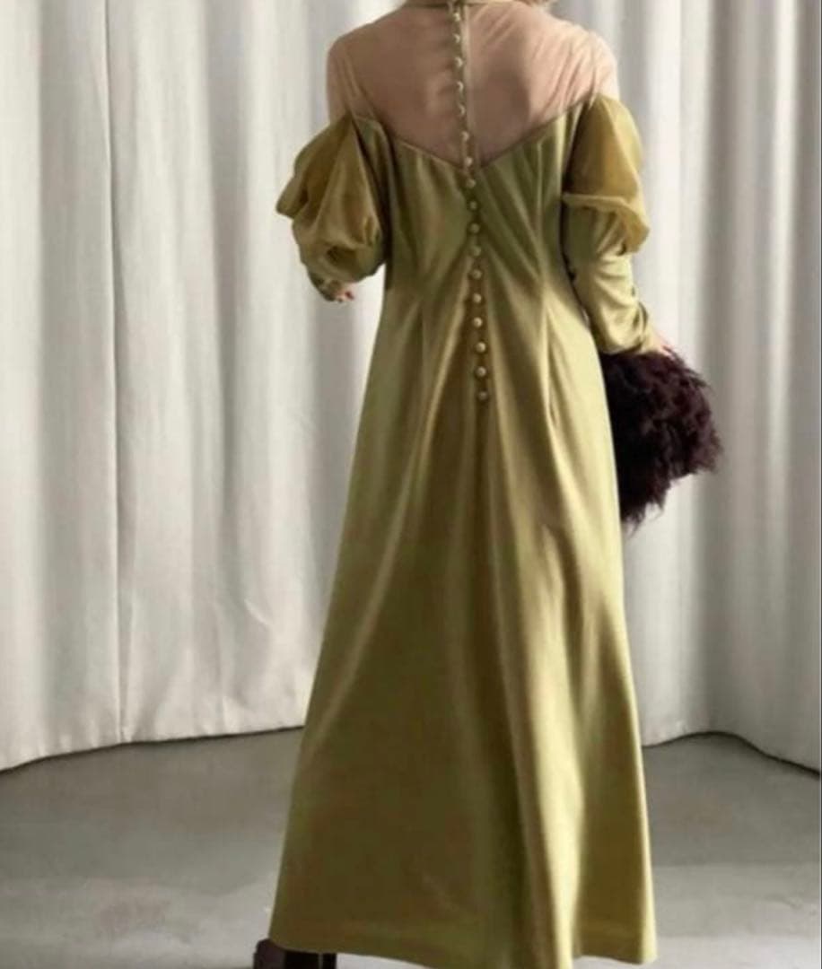 オフショルダーロングドレス