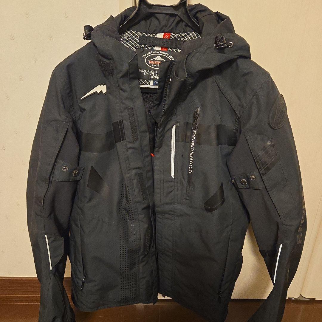 クシタニ KUSHITANI　アロフトフード　ジャケット　Ｌサイズ　ダウン無し