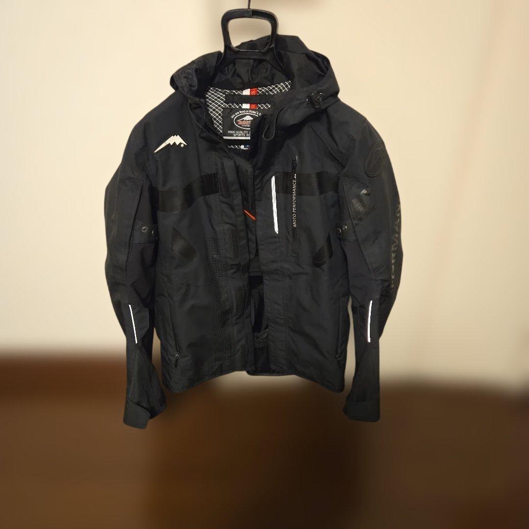 クシタニ KUSHITANI　アロフトフード　ジャケット　Ｌサイズ　ダウン無し