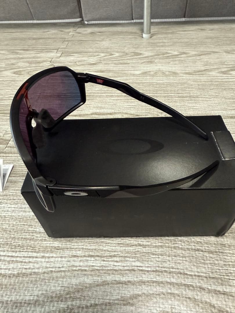 オークリー　SUTRO S