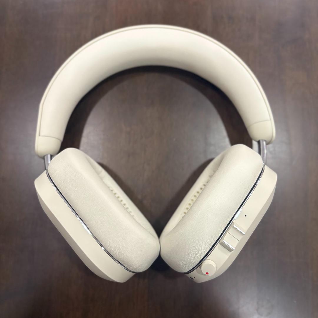 MONDO BY DEFUNC オーバーイヤー グレージュ