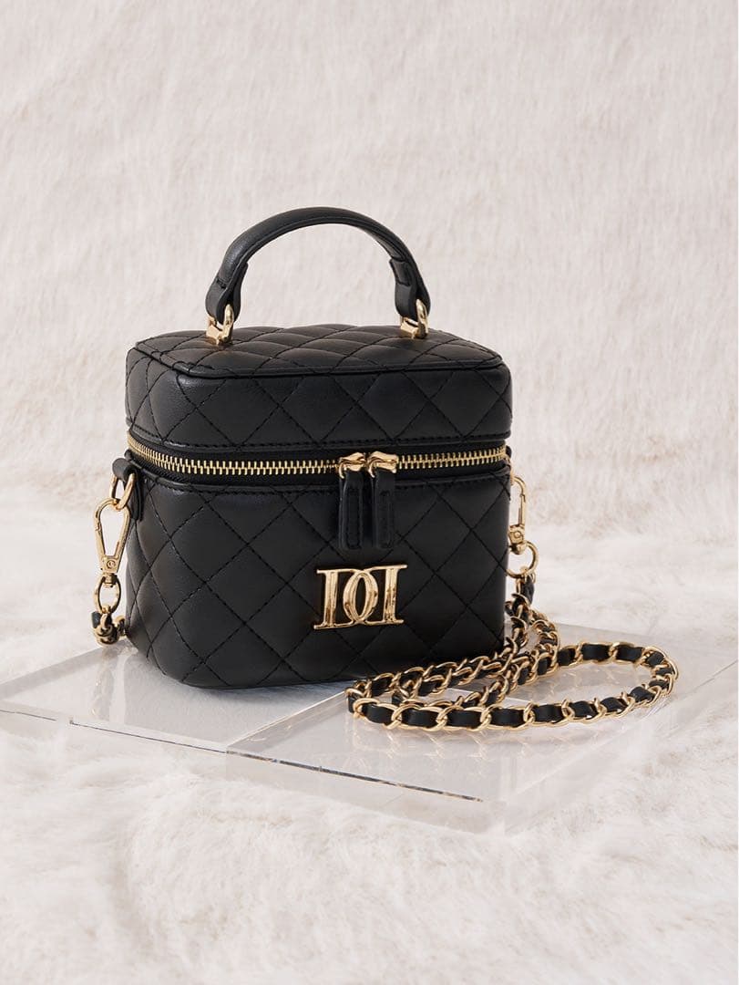 【ほす】ダーリッチ キルティングスクエアミニバッグ ブラック Darich