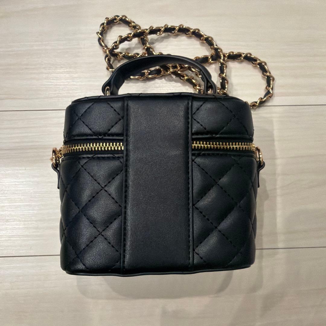 【ほす】ダーリッチ キルティングスクエアミニバッグ ブラック Darich