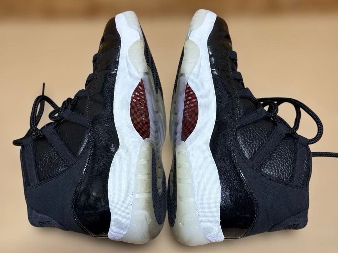 シューズ(男性用) NIKE AIR JORDAN 11 RETRO 378037-002