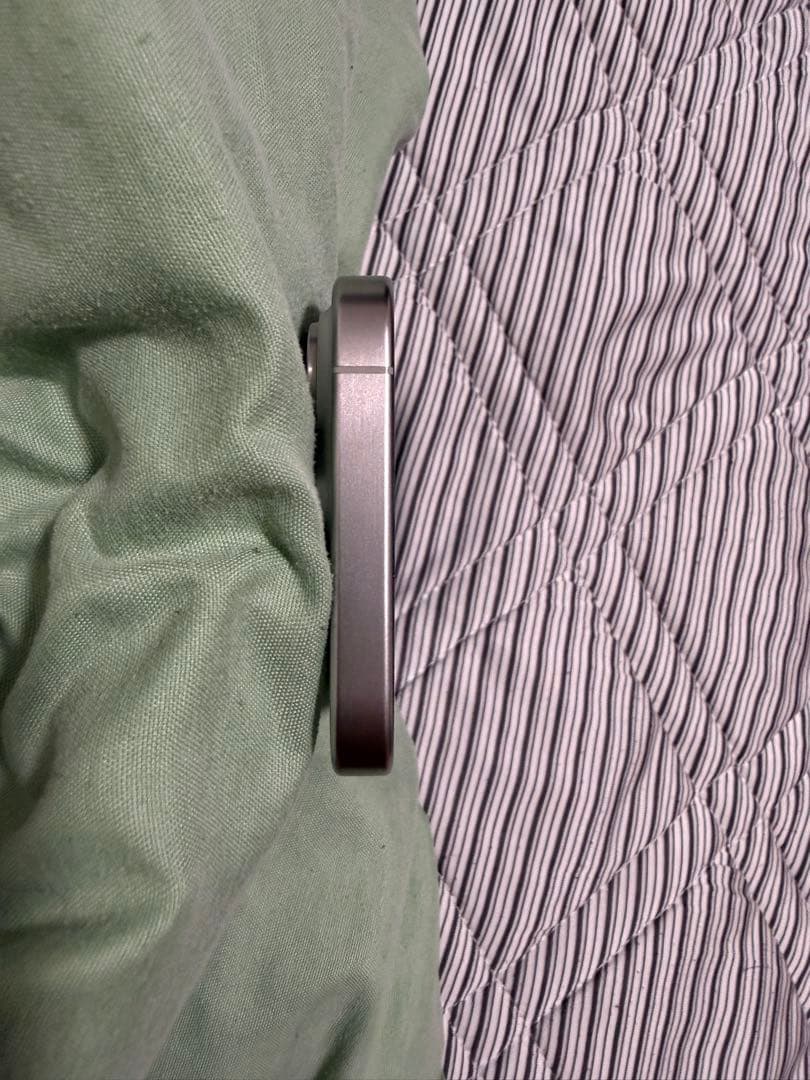 【Apple】 iPhone 15 Pro 256GB SIMフリー　シルバー